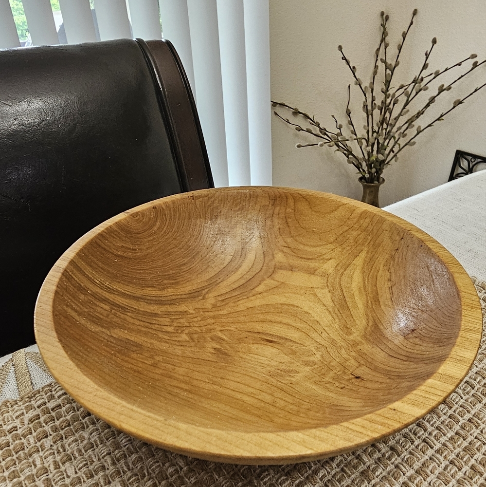 Alaska Birch Wood Decorative Bowl 1996 Edition EUC - Picture 2 of 8